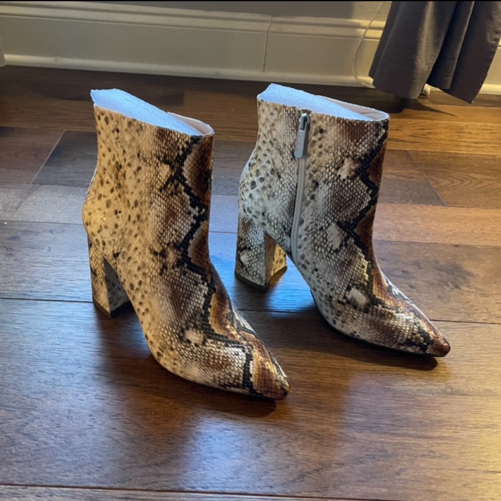 Snake Booties - Picture 2 of 12